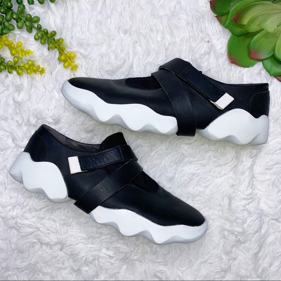 dub camper shoes
